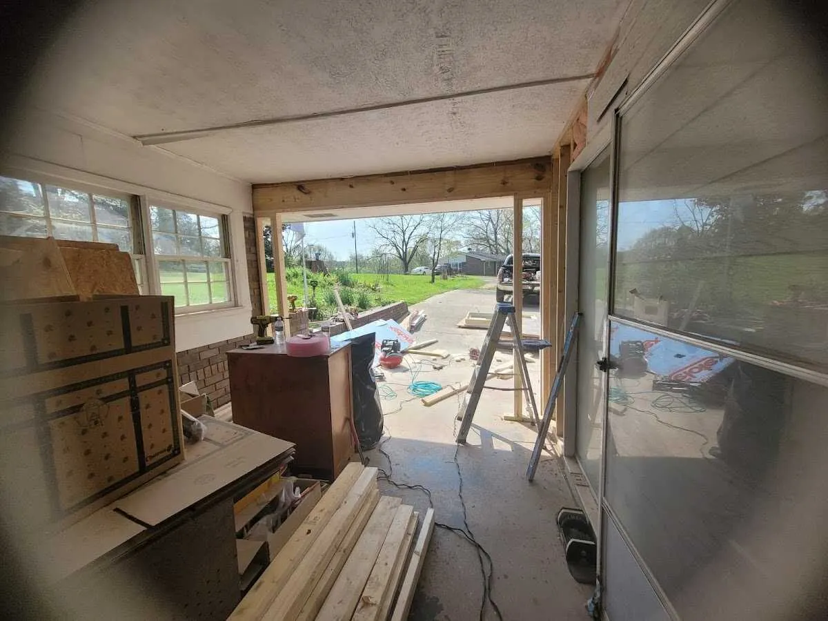 Air movers and dehumidifier for Drying & Dehumidification in Moody